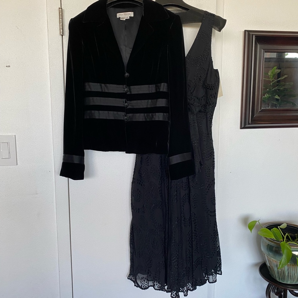 Johnathan Martin | NWT Black Empire Cut Dress size 6